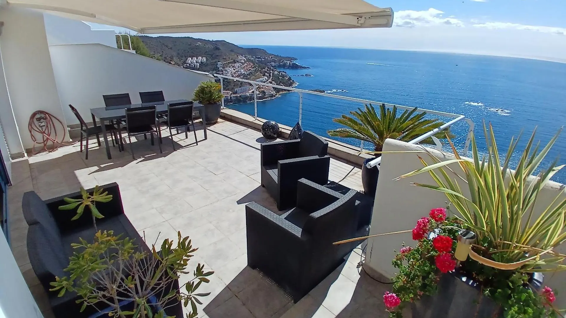 Coup De Coeur Villa Roses Spain